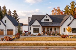 Exterior - Front Elevation for Traditional House Plan #455-787 - 4 bed, 4 bath