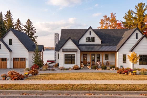 Exterior - Front Elevation for Traditional House Plan #455-787 - 4 bed, 4 bath