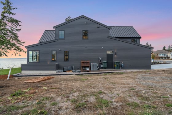 Photo 9 for Contemporary House Plan #1070-193 - 4 bed, 3.5 bath