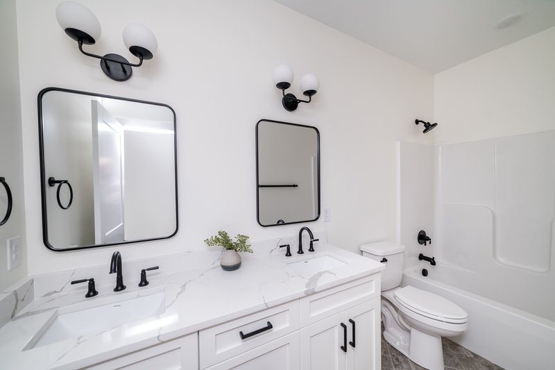 Architectural House Design - Interior - Bathroom for Tudor House Plan #1116-11 - 5 bed, 3.5 bath