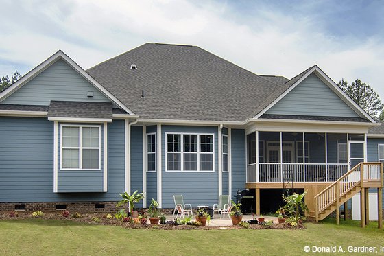 Exterior - Rear Elevation for European House Plan #929-3 - 4 bed, 3 bath
