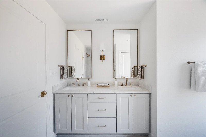 House Blueprint - Interior - Master Bathroom 1 for Colonial House Plan #1116-56 - 3 bed, 2.5 bath