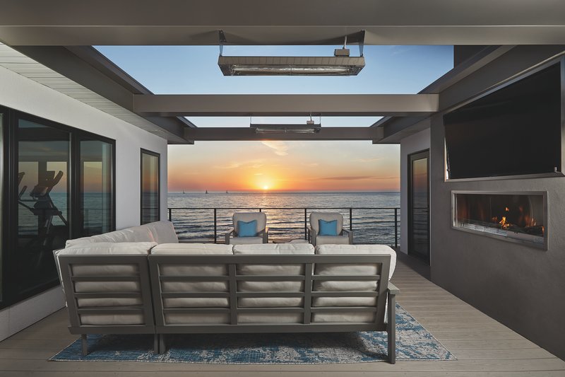House Plan Design - Exterior - Outdoor Living for Contemporary House Plan #928-352 - 4 bed, 4.5 bath
