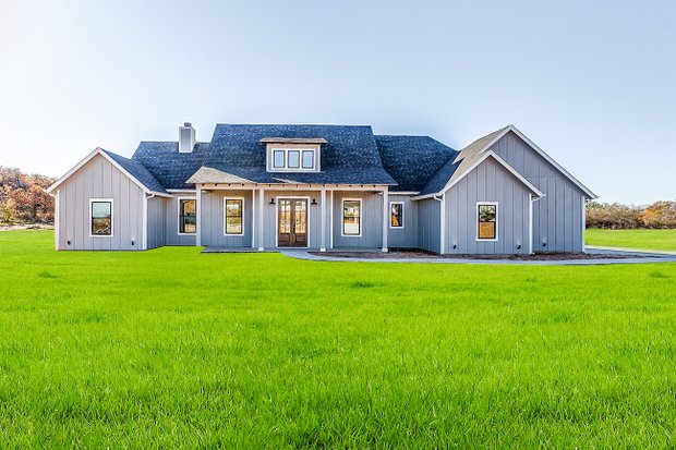 1900 Sq. Ft. Farmhouse Plans