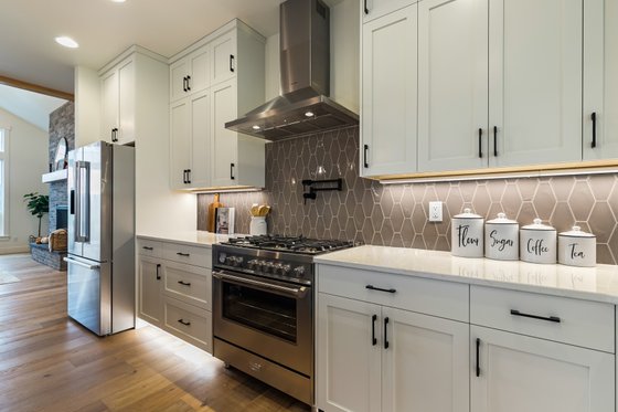 Interior - Kitchen 2 for Craftsman House Plan #1070-43 - 4 bed, 2.5 bath