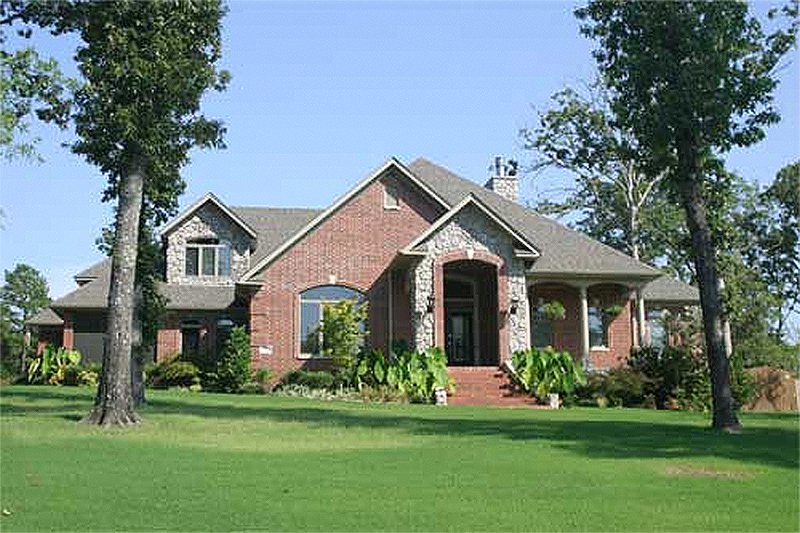 House Plan Design - European style home, elevation photo