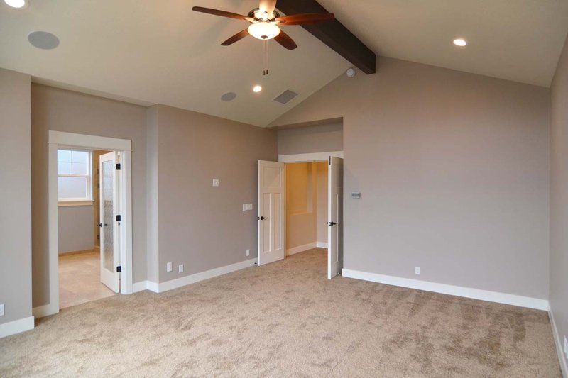 Home Plan - Interior - Master Bathroom 1 for Craftsman House Plan #124-1024 - 3 bed, 2.5 bath