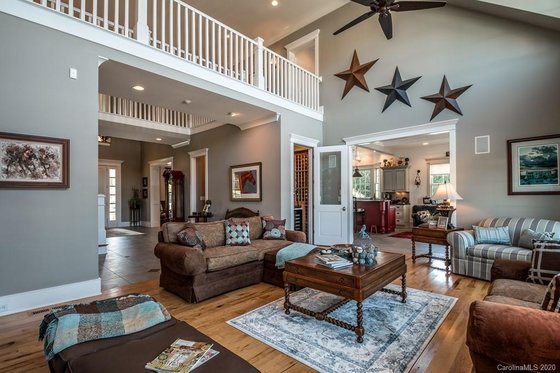 Photo 7 for Country House Plan #137-233 - 4 bed, 4 bath
