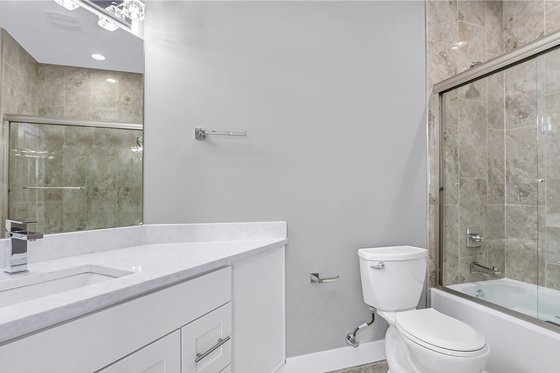 Interior - Bathroom 1 for Traditional House Plan #1066-95 - 4 bed, 4 bath