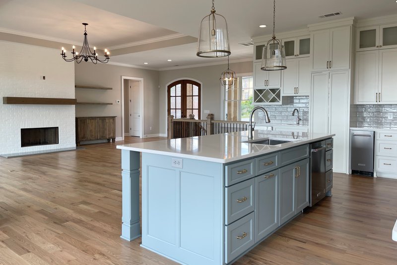 Architectural House Design - Interior - Kitchen for Modern House Plan #437-130 - 4 bed, 4 bath