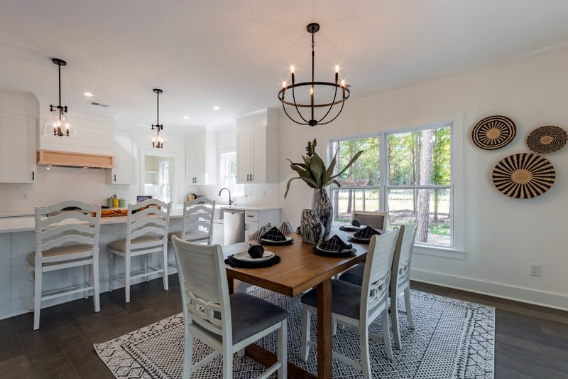 Dream House Plan - Interior - Dining Room for Farmhouse House Plan #461-108 - 4 bed, 3.5 bath