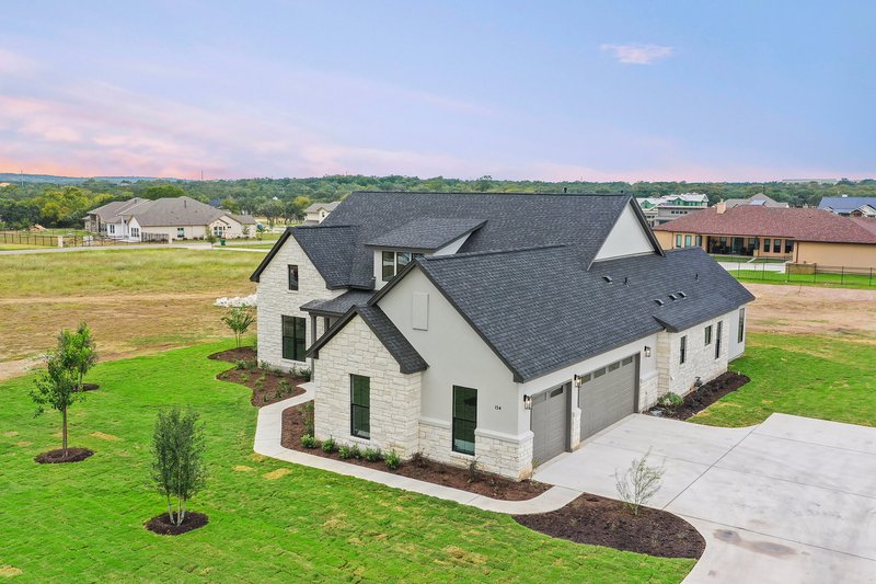 House Plan Design - Photo 5 for Farmhouse House Plan #430-291 - 4 bed, 3.5 bath