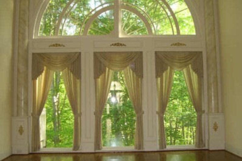 Home Plan - Photo 5 for Classical House Plan #119-113 - 4 bed, 4.5 bath