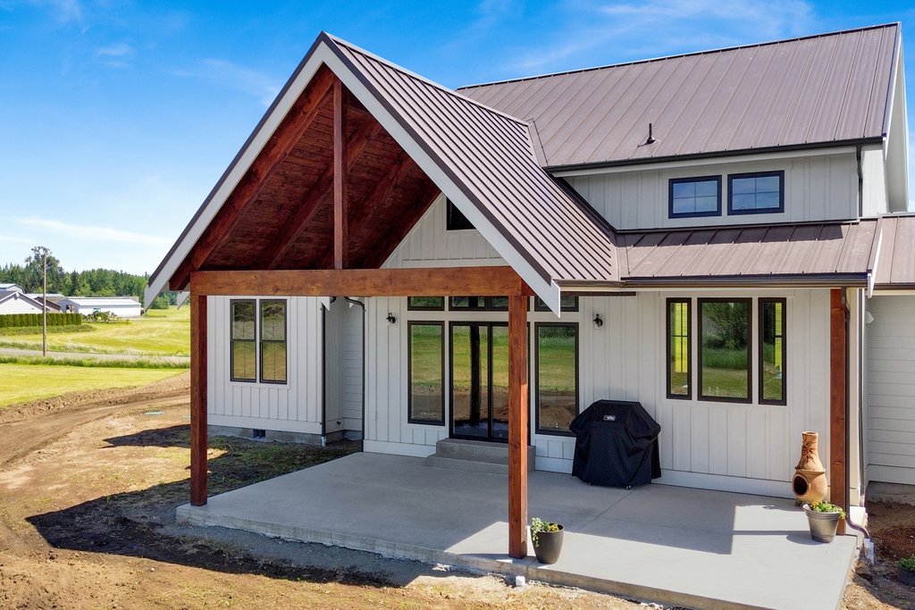 Photo 2 for Farmhouse House Plan #1070-232 - 3 bed, 2.5 bath