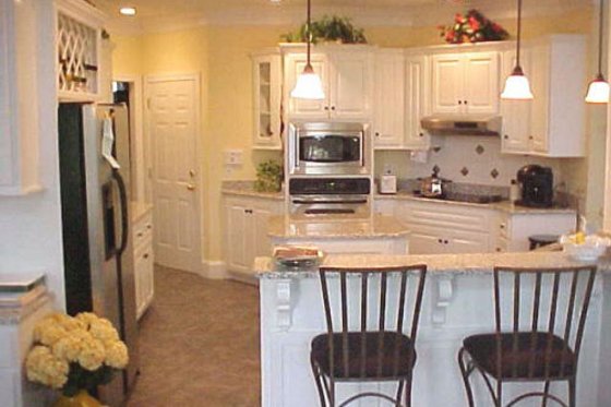 Photo 4 for European House Plan #119-130 - 4 bed, 3.5 bath