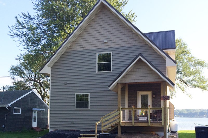 Dream House Plan - Exterior - Front Elevation for Contemporary House Plan #117-870 - 2 bed, 2 bath