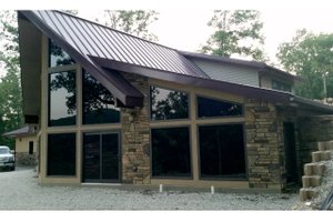 Photo 3 for Cabin House Plan #124-1183 - 2 bed, 2 bath