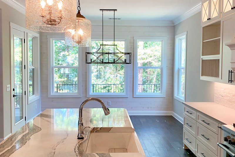 Architectural House Design - Interior - Kitchen 2 for Craftsman House Plan #437-104 - 4 bed, 4 bath
