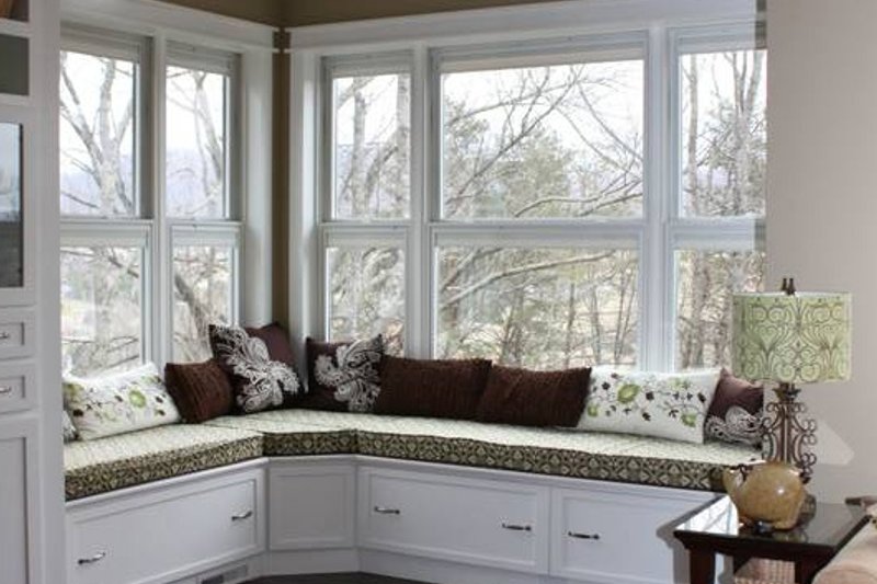 Home Plan - Great Room - 3150 square foot craftsman home