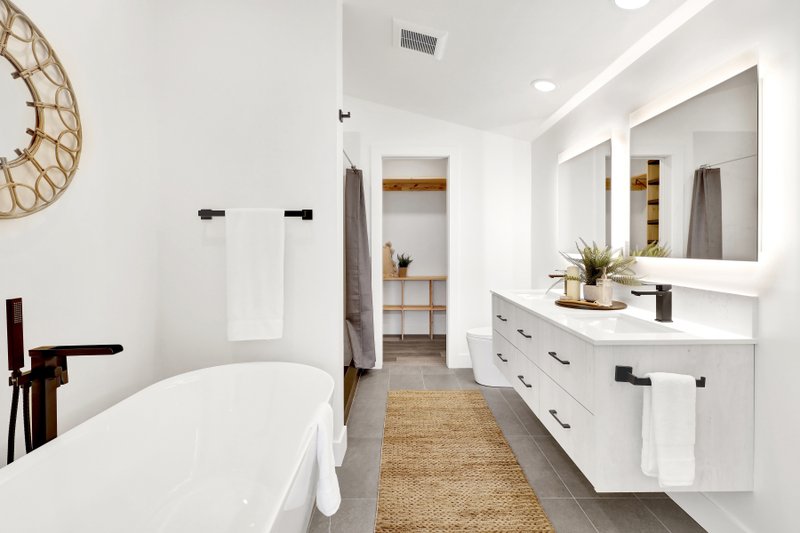 House Plan Design - Interior - Bathroom 3 for Contemporary House Plan #1070-235 - 3 bed, 2 bath