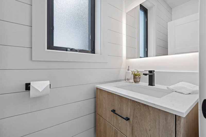 Home Plan - Interior - Bathroom for Contemporary House Plan #1070-239 - 3 bed, 2.5 bath