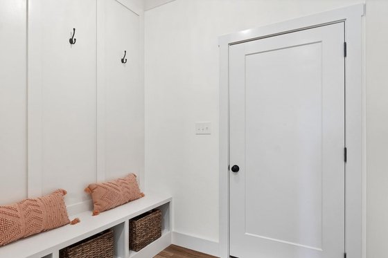 Interior - Other 11 for Ranch House Plan #123-120 - 3 bed, 2.5 bath