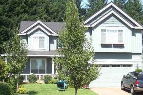 Exterior - Front Elevation for Traditional House Plan #130-122 - 3 bed, 2.5 bath