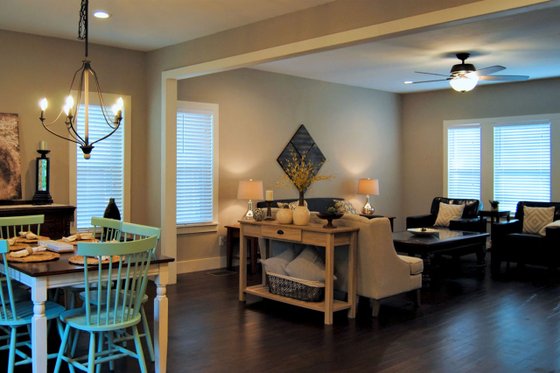 Interior - Dining Room for Craftsman House Plan #461-50 - 3 bed, 2.5 bath