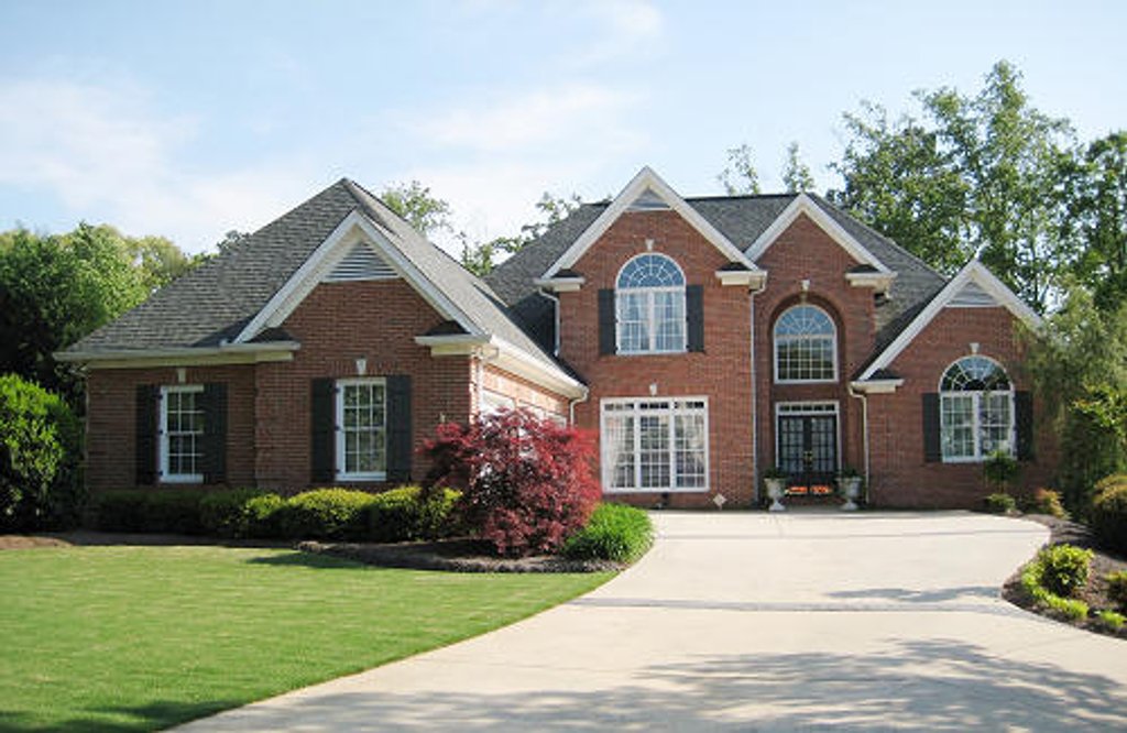 European Style House Plan 3 Beds 2 5 Baths 2800 Sq Ft  European Style House Plan 3 Beds 2 5 Baths 2800 Sq Ft