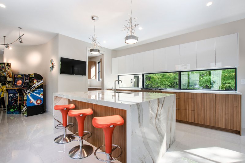 House Design - Interior - Kitchen 1 for Contemporary House Plan #928-343 - 3 bed, 2.5 bath