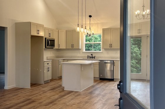 Interior - Entry for Farmhouse House Plan #44-227 - 3 bed, 2 bath