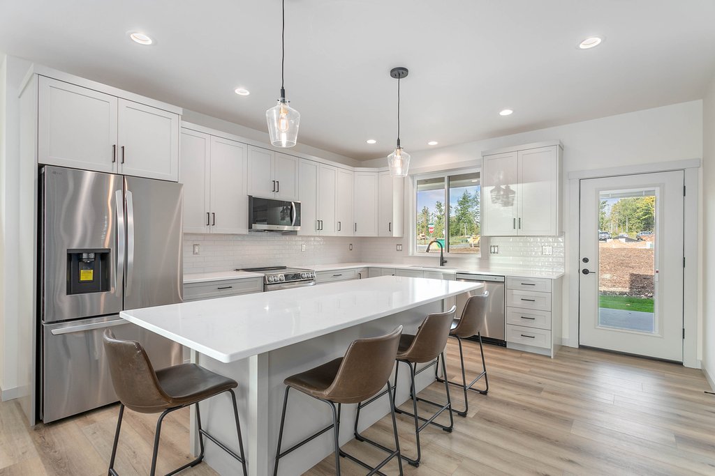 Interior - Kitchen for Contemporary House Plan #1070-273 - 4 bed, 2.5 bath