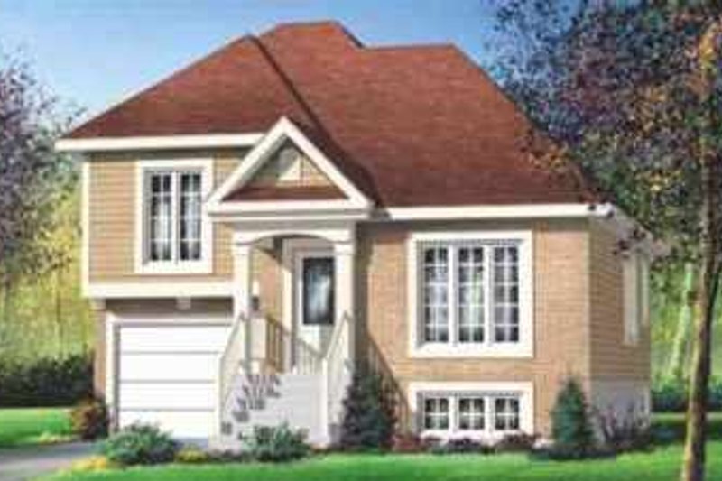 Traditional Style House Plan - 2 Beds 2 Baths 1130 Sq/Ft Plan #25-315