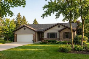 Ranch Exterior - Front Elevation Plan #22-530