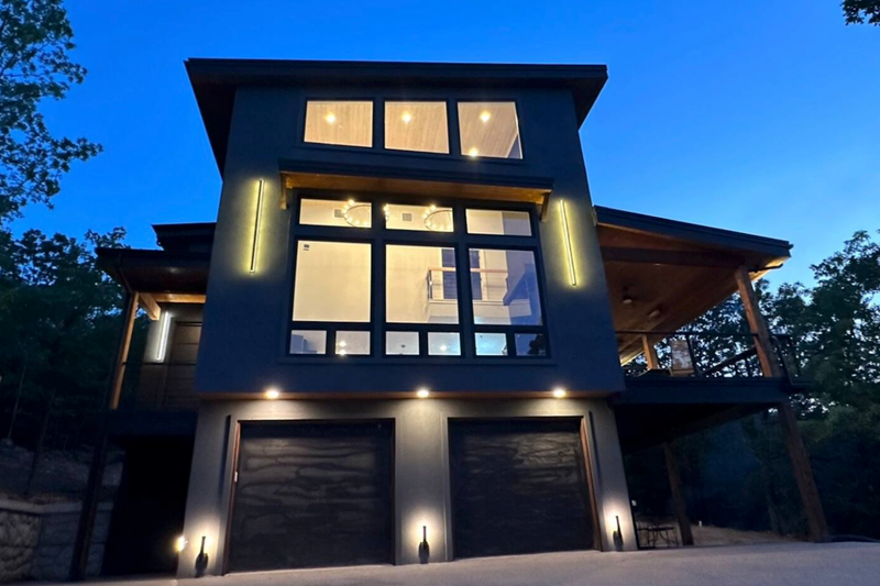 Architectural House Design - Exterior - Front Elevation 2 for Contemporary House Plan #1070-7 - 3 bed, 3 bath