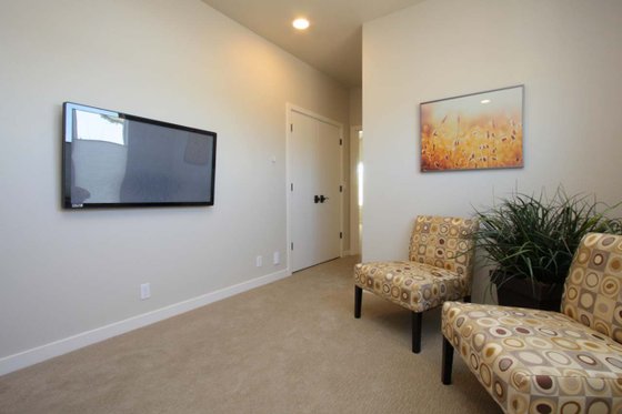Photo 6 for Modern House Plan #124-922 - 4 bed, 3 bath