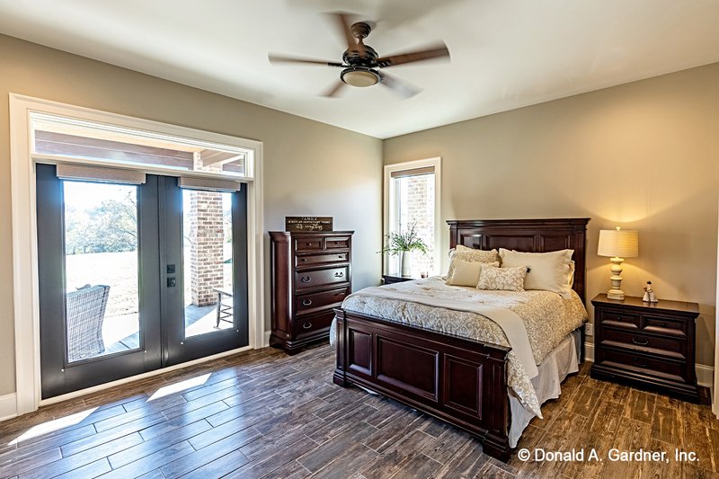 Dream House Plan - Interior - Bedroom 3 for Traditional House Plan #929-1042 - 5 bed, 5 bath