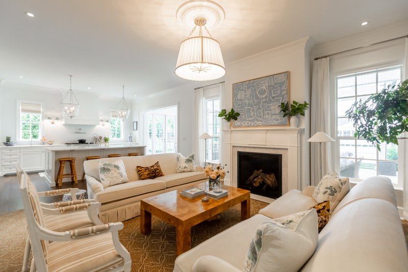 House Blueprint - Interior - Family Room for Traditional House Plan #1114-94 - 4 bed, 3.5 bath