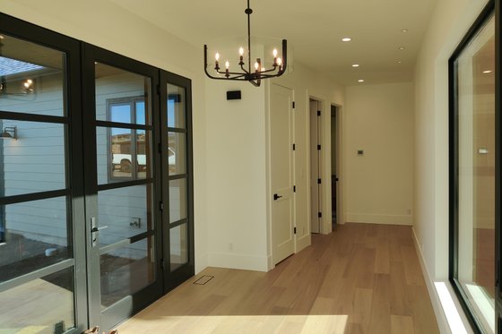 Interior - Entry for Contemporary House Plan #892-44 - 3 bed, 3.5 bath