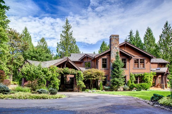 Photo 11 for Craftsman House Plan #132-179 - 5 bed, 4.5 bath