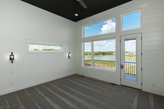 Interior - Master Bedroom for Ranch House Plan #70-1477 - 3 bed, 2 bath