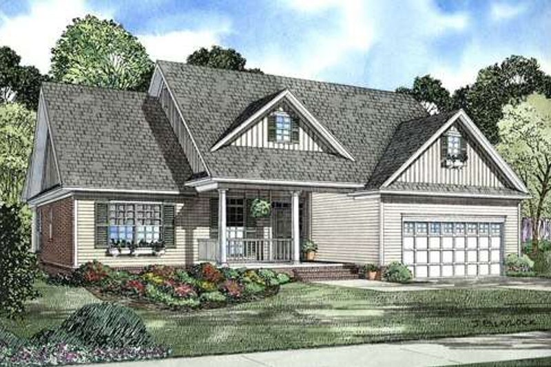 Traditional Style House Plan - 3 Beds 2 Baths 1710 Sq/Ft Plan #17-2124