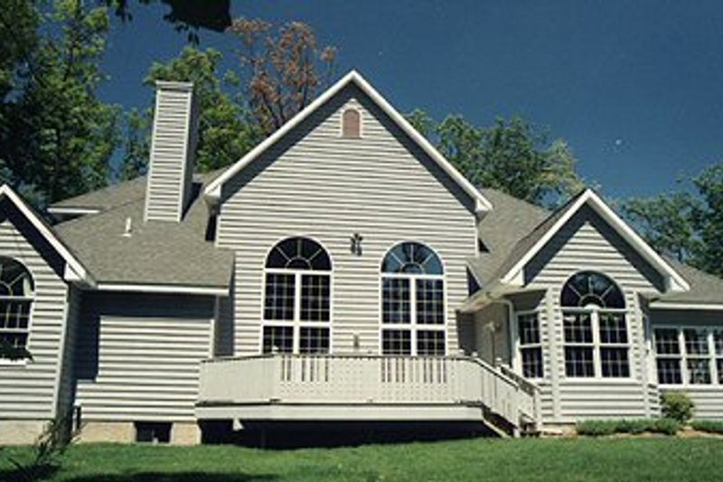 Home Plan - Exterior - Rear Elevation for Traditional House Plan #70-510 - 4 bed, 3.5 bath