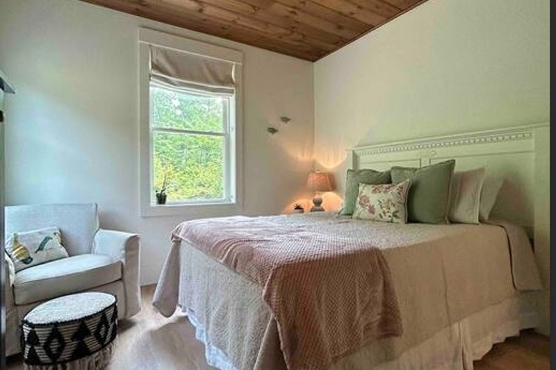 Architectural House Design - Photo 12 for Traditional House Plan #932-434 - 3 bed, 2 bath