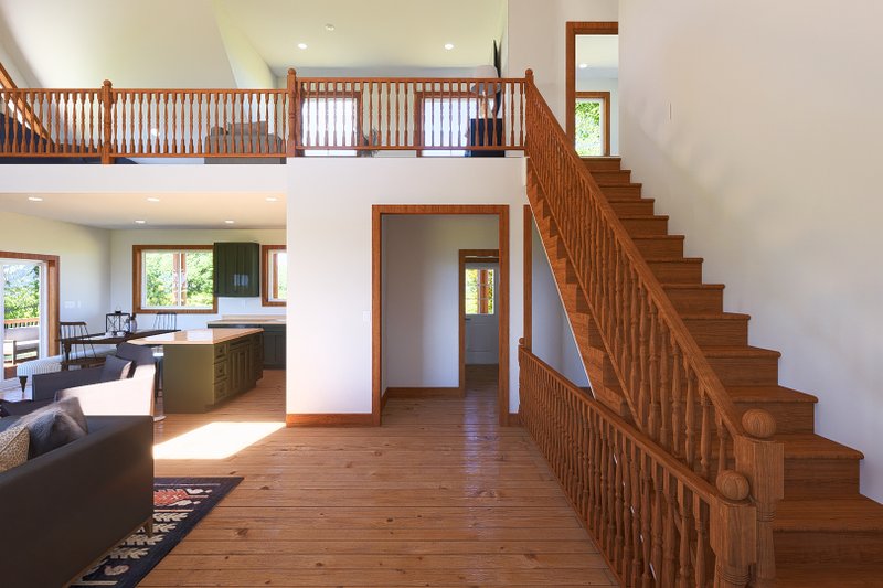 House Blueprint - Interior - Entry 1 for Cabin House Plan #1060-190 - 4 bed, 2.5 bath