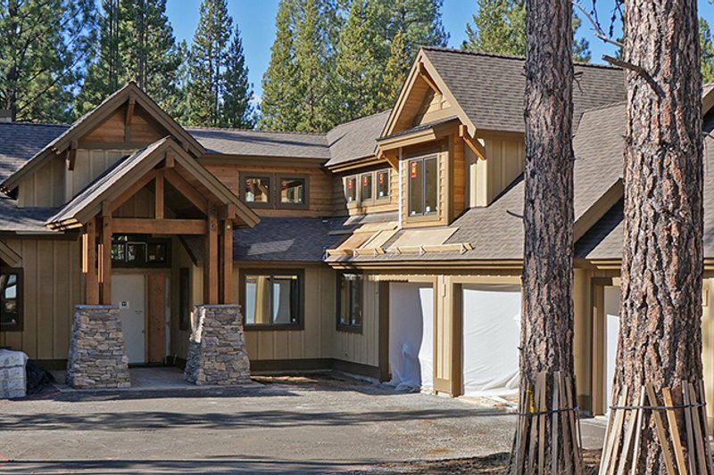 Home Plan - Exterior - Front Elevation 5 for Craftsman House Plan #892-4 - 4 bed, 4 bath