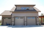 Craftsman Style House Plan - 3 Beds 3 Baths 2694 Sq/Ft Plan #895-19 