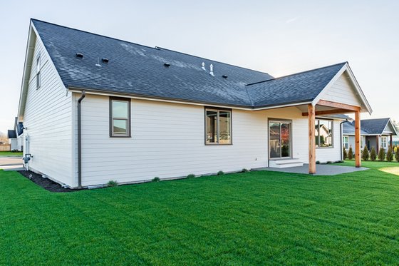 Exterior - Rear Elevation for Craftsman House Plan #1070-52 - 3 bed, 2 bath