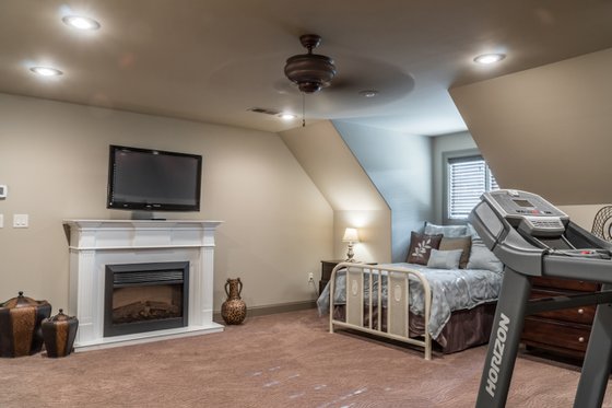 Bonus Room