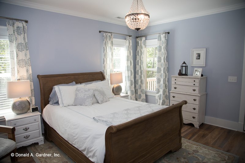 Home Plan - Interior - Master Bedroom for Classical House Plan #929-506 - 3 bed, 2.5 bath